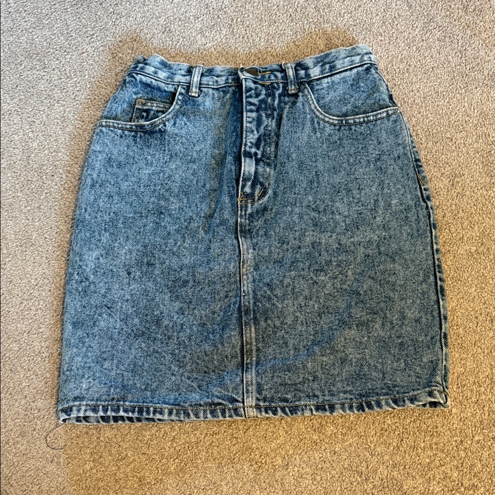 Vintage Georges Marciano for Guess Size 30 Washed Blue Jean Denim Cut Off Skirt - Picture 3 of 4